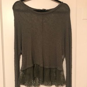 American Eagle Sweater